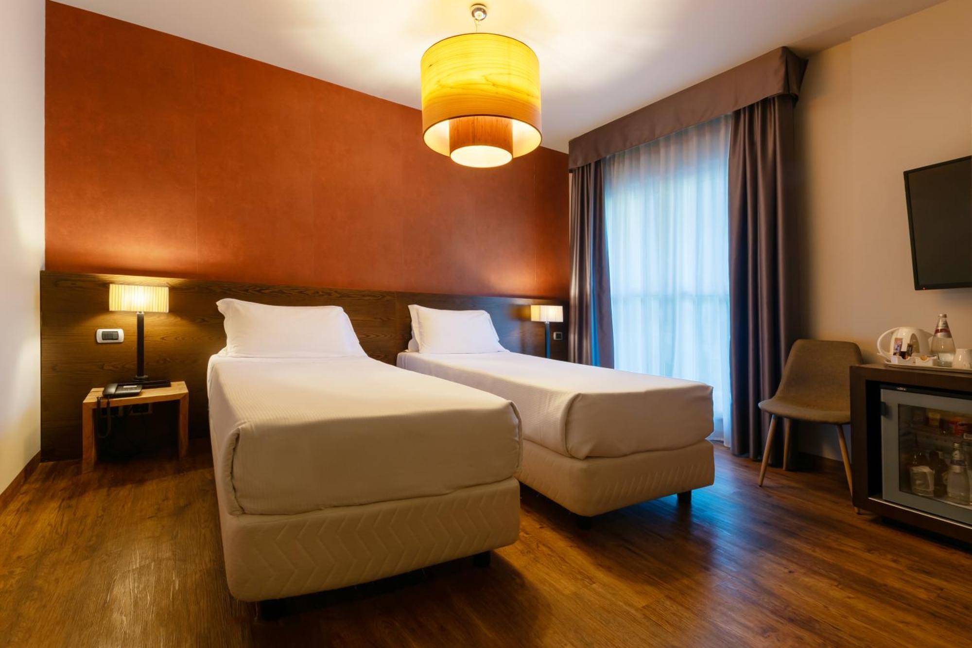 Admiral Park Hotel 4*